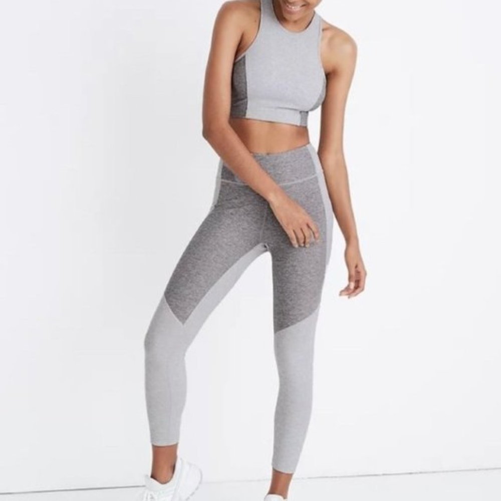 Outdoor voices 3/4 warmup color black leggings XS